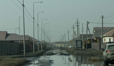 Откуда взялся «грязный дождь» в Атырау и насколько он опасен