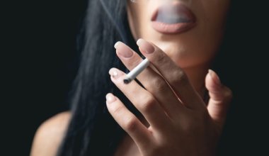 Казахстанка оказалась в реанимации из-за выкуренной сигареты