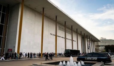 Как Kennedy Center стал Trump Kennedy Center