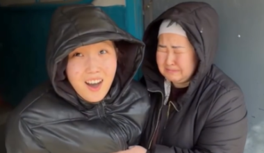 Человек в маске подарил шанс на жизнь и дом подростку из Казахстана