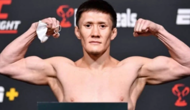 Казахстанец Жумагулов выиграл бой нокаутом в Алматы