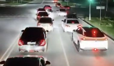 Свадебный кортеж устроил беспредел на дорогах Шымкента