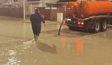 Ночной ливень затопил Атырау