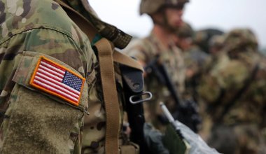 На случай провала переговоров: Пентагон наращивает силы на Ближнем Востоке