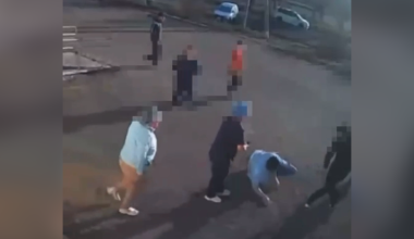 В Экибастузе пьяные мужчины напали на врача и медсестру в травмпункте