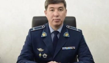 Экс-главу полиции Атырау поместили в СИЗО