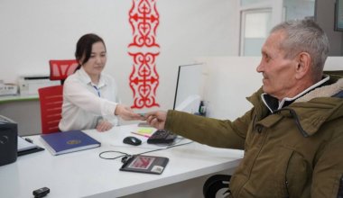 Украли даже советский паспорт: шахтер больше 30 лет прожил без документов