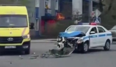 ДТП с участием полиции в Костанае: служебный автомобиль не уцелел