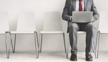 Названы сферы с наиболее острым дефицитом кадров в Казахстане