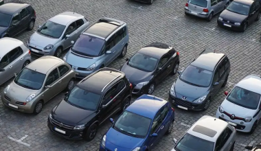 Тысячи машин не могут узаконить: водители просят снизить цену легализации