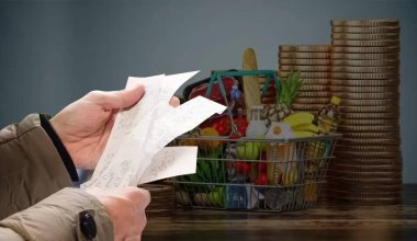 Не хватает на еду: казахстанцы стали больше тратить на продукты из-за падения доходов