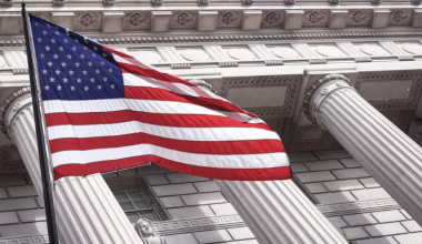 Мэр в США уволил весь отдел полиции из-за конфликта с женой