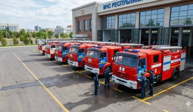 После смертельных пожаров МЧС меняет требования к пожарным машинам