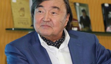 «Знаковая личность тюркского мира»: Олжаса Сулейменова с юбилеем поздравил президент Азербайджана