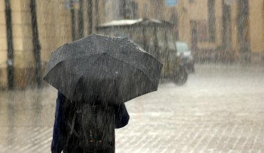 Заморозки и сильные ливни ожидаются в регионах Казахстана