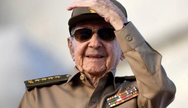 США обвинили бывшего президента Кубы в убийстве