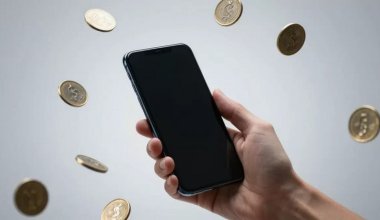 Депутат: сотовые операторы наживаются на массовых списаниях денег с казахстанцев