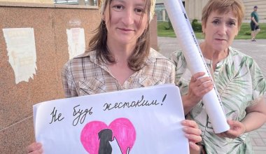 Владельцы собак и кошек вышли на акцию в Атырау
