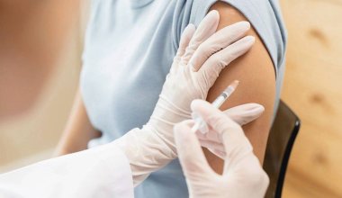 Прорыв в онкологии: в Великобритании испытали вакцину, уничтожающую раковые опухоли