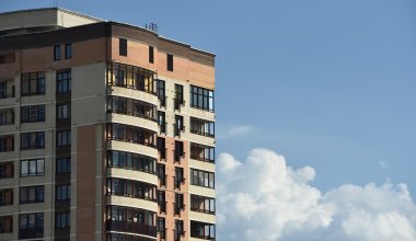 Казахстанцы вошли в число крупнейших покупателей жилья у соседей