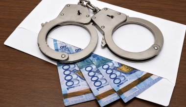 Главу ветинспекции в Уральске подозревают в получении взятки