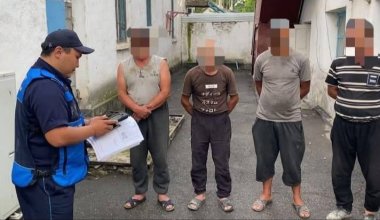 Очередную группу иностранцев выдворили из Казахстана