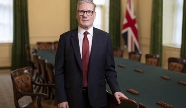 Кир Стармер объявил об отставке. Кто может возглавить Британию после него?