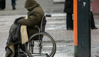 Инвалида без рук и ног 9 лет держали в рабстве: преступникам смягчили наказание