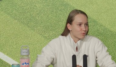Уимблдон: Рыбакина ответила на вопрос о возможности стать первой ракеткой мира