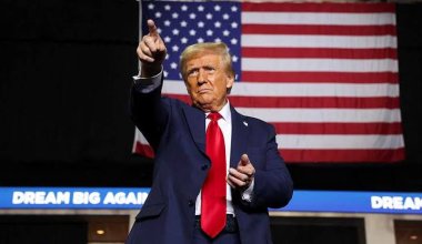 Трамп заявил об угрозе американской идентичности