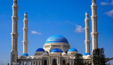 Главную мечеть Казахстана переименовали в «Нұрсұлтан мешіті»
