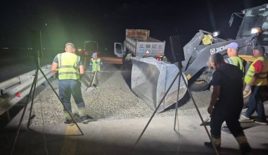 Экстремальная жара повредила трассы сразу в трех регионах Казахстана
