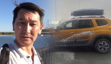 Машину журналиста Лукпана Ахмедьярова облили краской в Астане