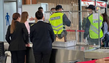 Скандал на регистрации: пассажиров сняли с рейса Алматы – Астана