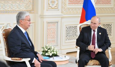 «Казахстану важна сильная Россия»: политолог о словах Токаева