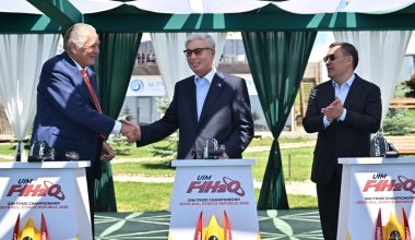 Токаев вместе с лидерами стран ЦА дал старт мировым гонкам F1H2O