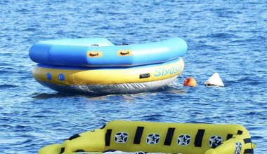 В Мангистау девушку унесло в море во время отдыха на надувном круге