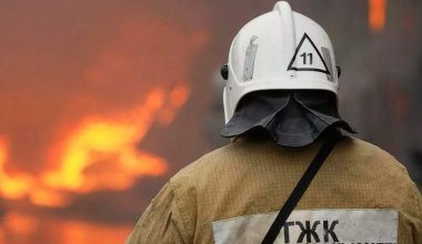Пожар в донерной привел к массовой эвакуации на западе Казахстана