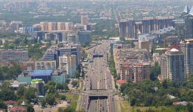 Алматинцев предупредили о тяжелых пробках
