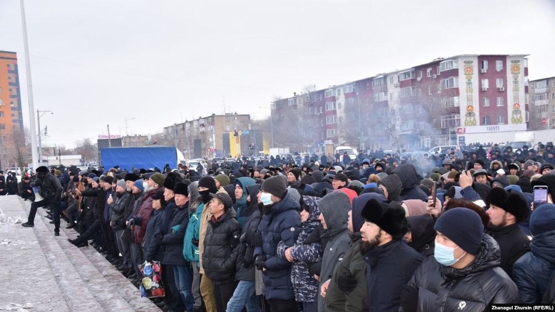 Актюбинцы во время январских событий / RFE/RL